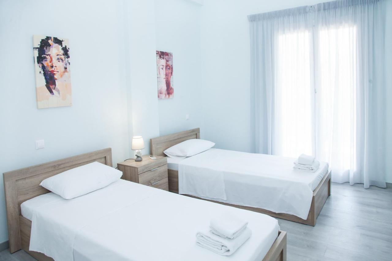 Sunny And Minimal Apt In Glyfada With 3 Bdrm Athens Ngoại thất bức ảnh
